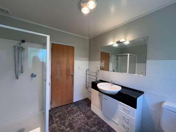 43 John Davis Road Mt Roskill_18