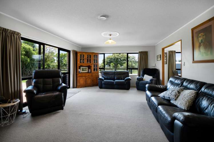 83 Brown Road Waitara_5
