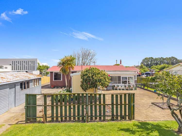 18 Kowhai Avenue Edgecumbe_25