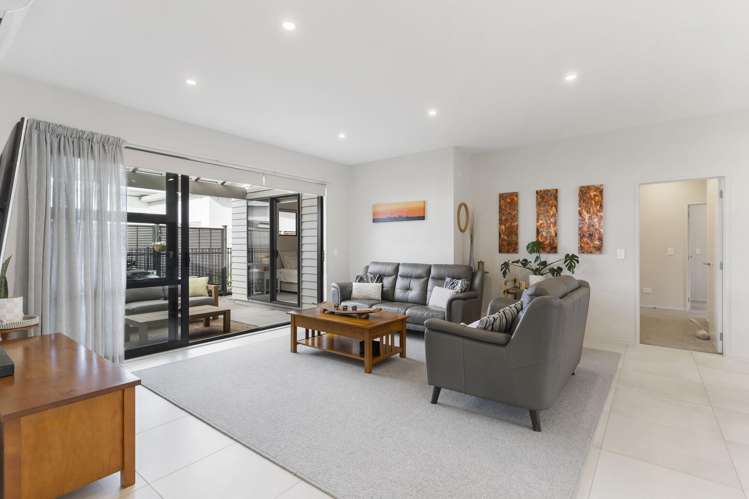 35 Doidge Street Beachlands_11