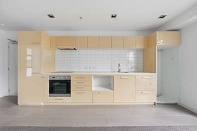 1M/14 Upper Queen Street_2
