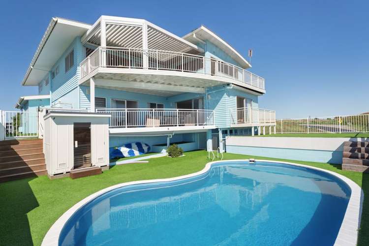 1011 Papamoa Beach Road Papamoa Beach_2