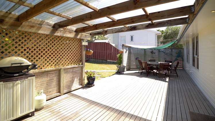 9 Arero Place Titahi Bay_13