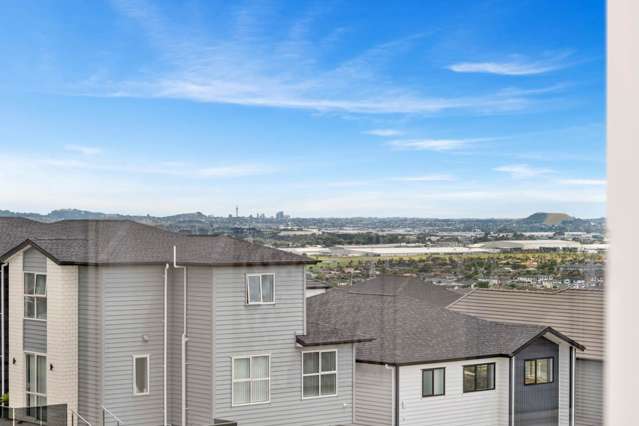 Brand New Luxury Home - Space, Style  &  Comfort!