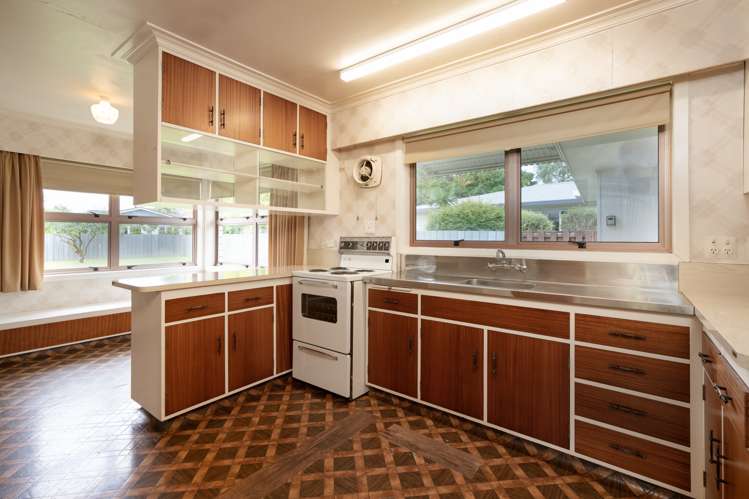 31 Campbell Street Leamington_6