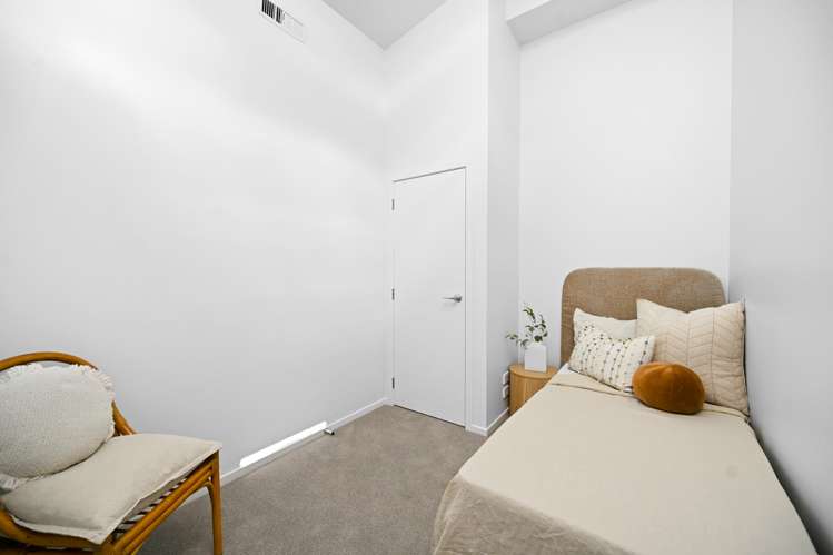 34/17 Rocky Road Huntington_12