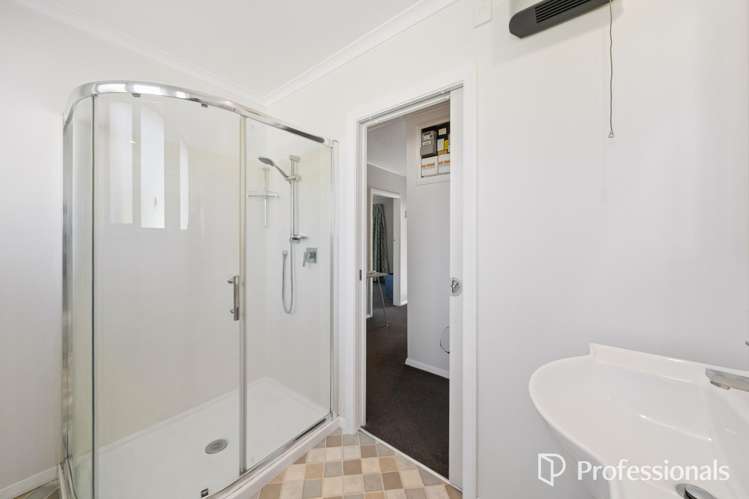 6 Hewer Crescent Naenae_16