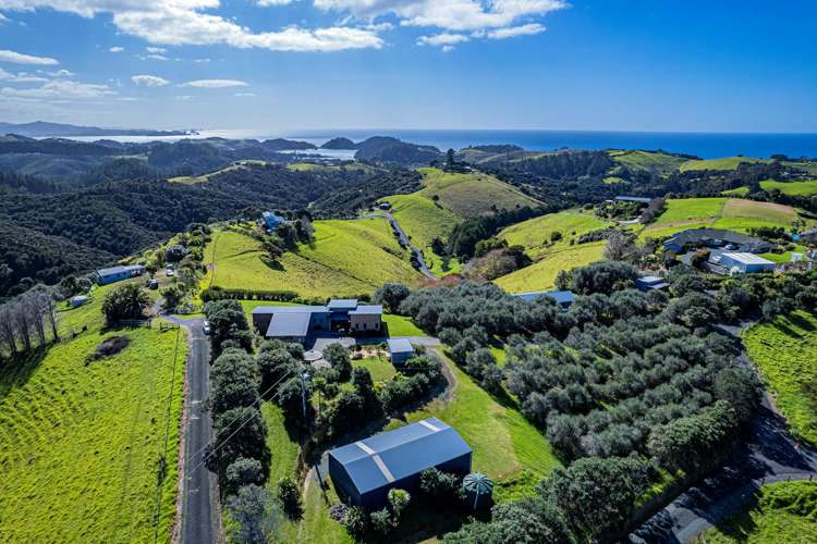 60 Walu Lane Matapouri_17