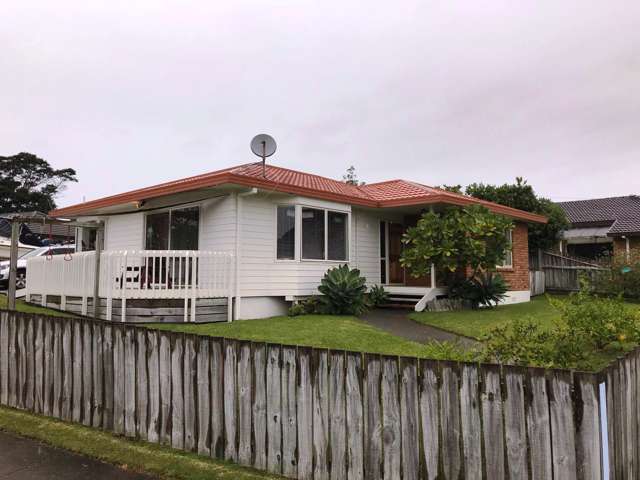 14 Greta Place Stanmore Bay_1