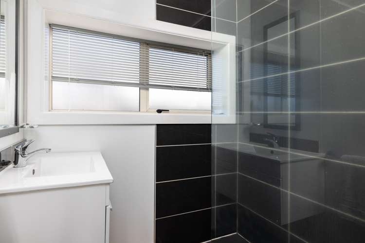 89 Marshland Road Shirley_9