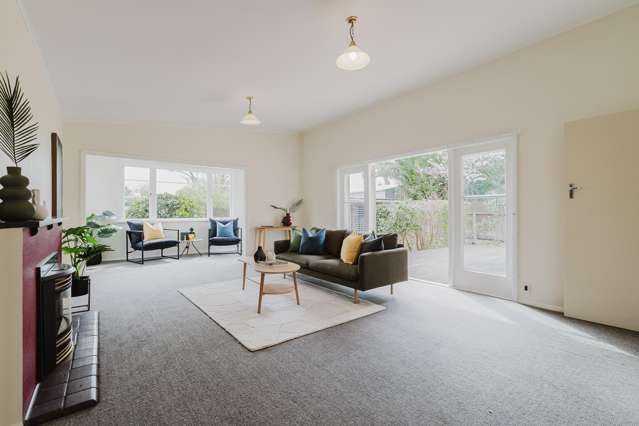 98 Florence Avenue Palmerston North Central_1