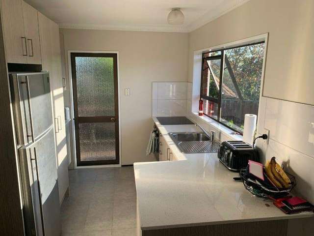 2/25 Patons Road Howick_2