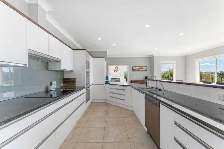 249 Walker Road East Aongatete_19