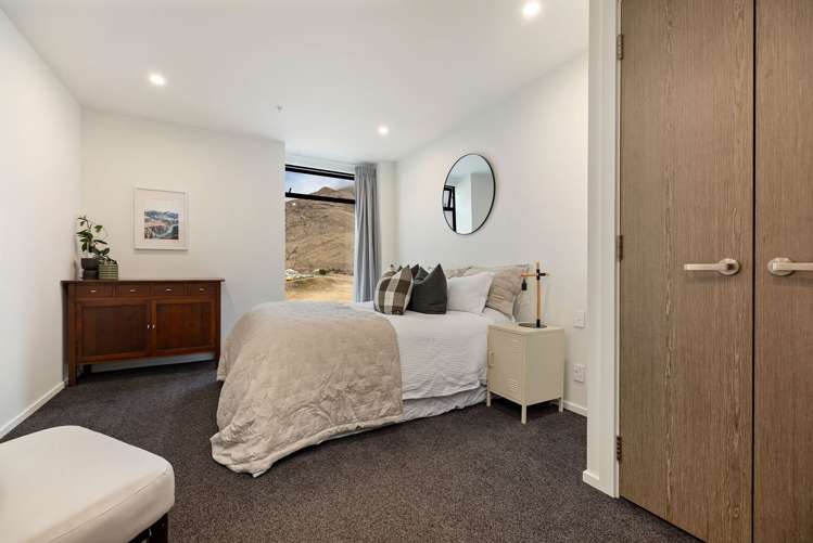 301/34 Red Oaks Drive Frankton_6