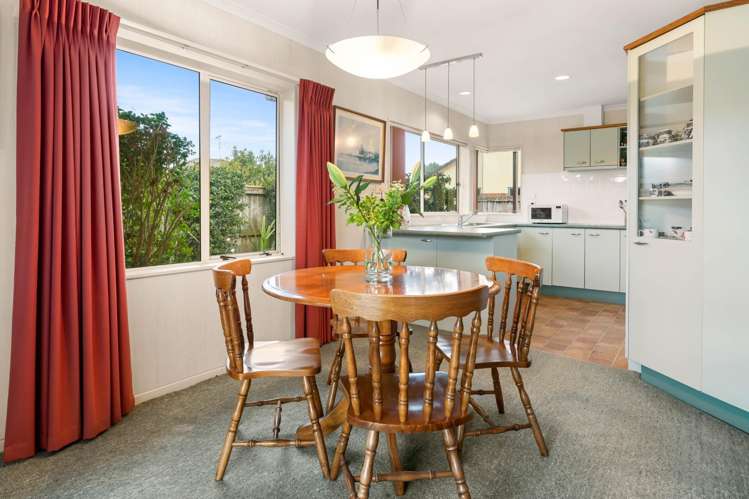 16 McLeod Place Papamoa_10