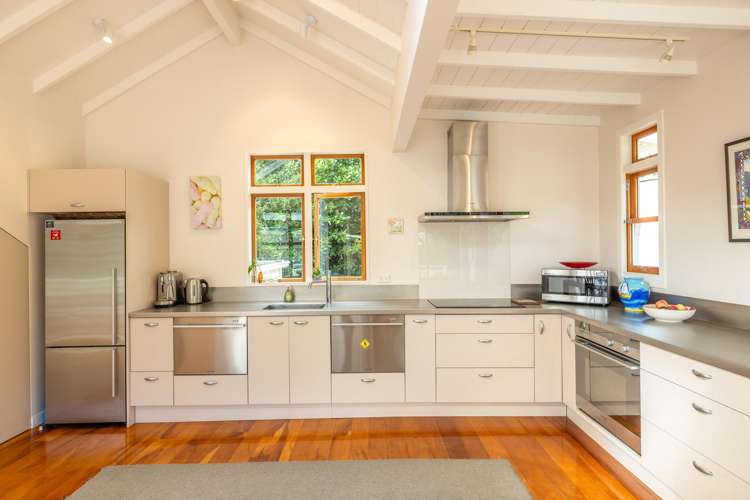 27 Korora Road Oneroa_10