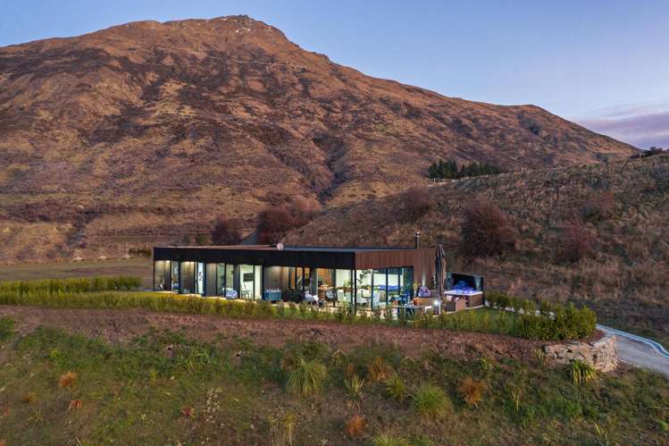 2 Alpine Avenue Dalefield/Wakatipu Basin_23