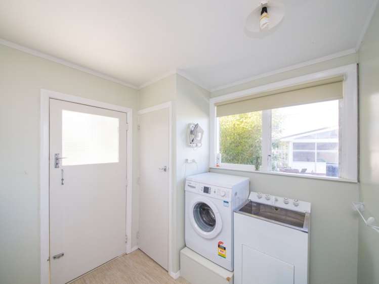 75 Derby Street Feilding_14