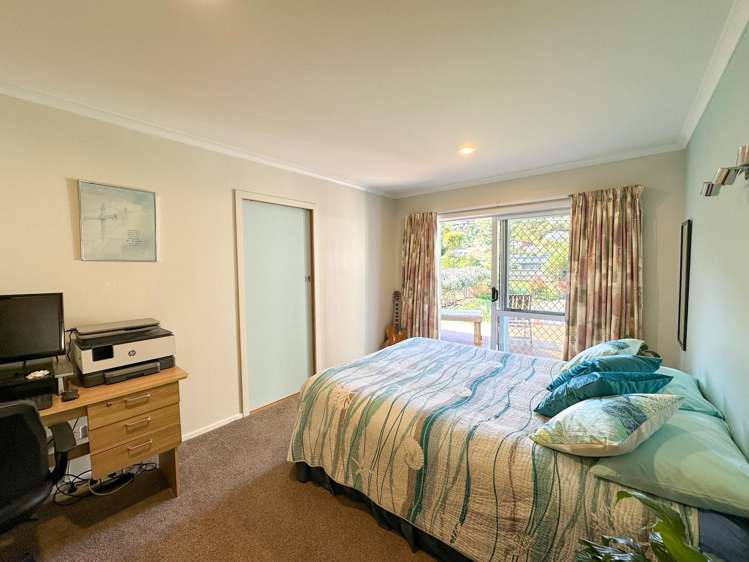 26 Cornwall Place Takaka_11