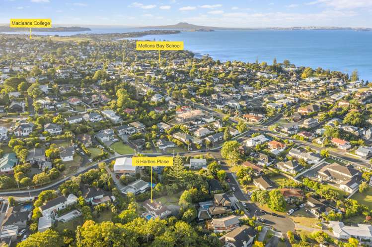 5 Hartles Place Mellons Bay_28