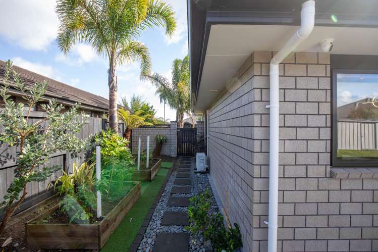 11 Whitney Place Rototuna North_22