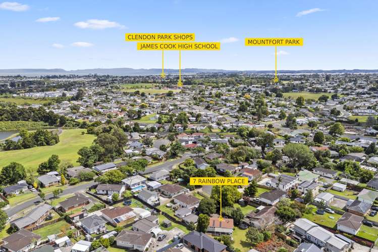 7 Rainbow Place Wattle Downs_14