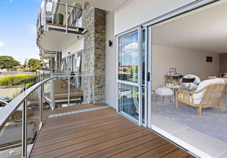 204/252 Centreway Road Orewa_6