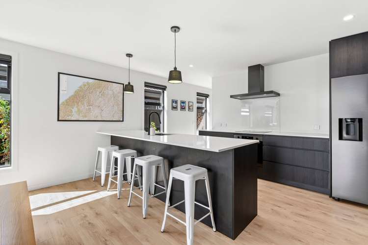 30 Longview Drive_3