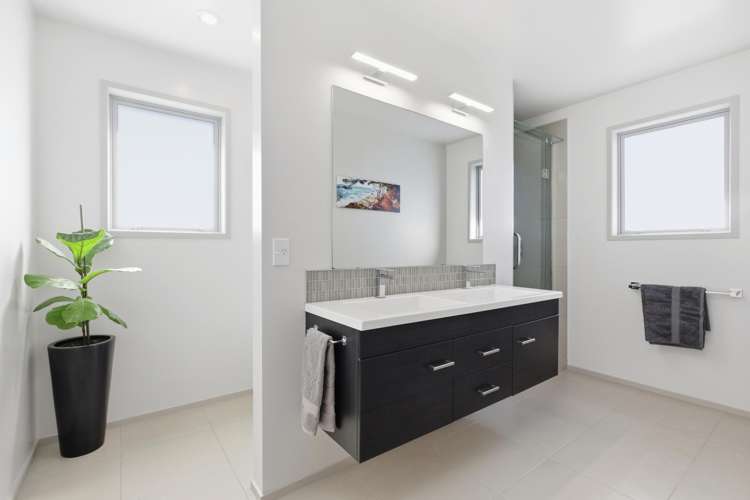 32 Paradise Place Matua_10