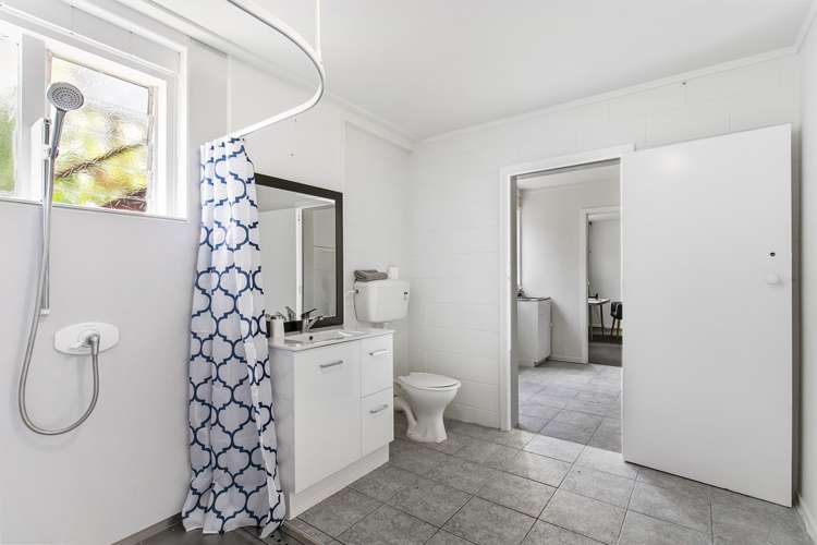 14 Hilling Street Titirangi_15