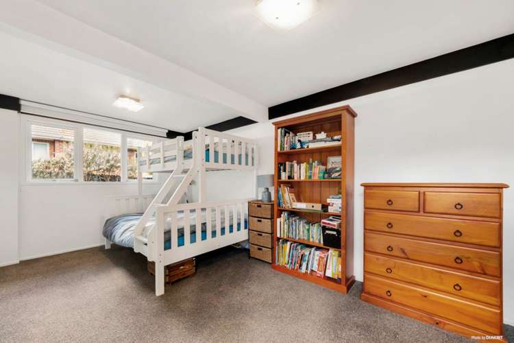 26 Fairholme Avenue Epsom_14