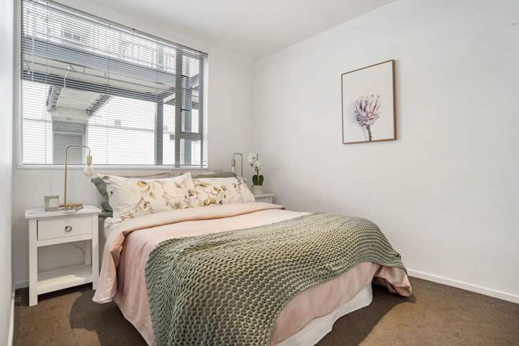 3a Derwent Street Morningside_24