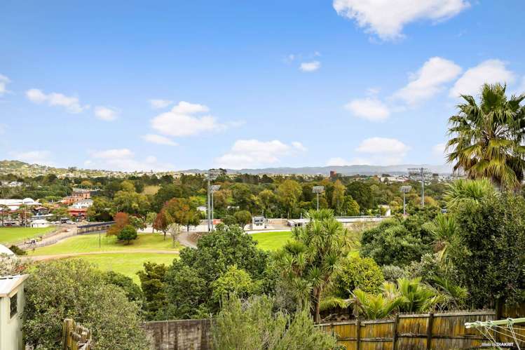 18 Old Mill Road Grey Lynn_2