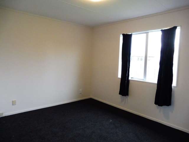 2/5 Hatherley Place Clendon Park_4