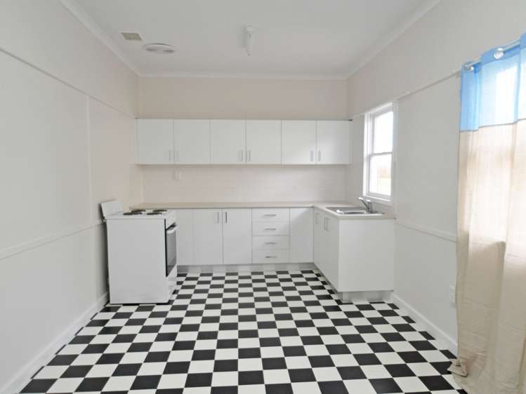 9 Robert Street Junee_1