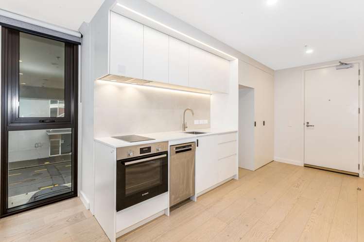 105/10 Alpha Street_1