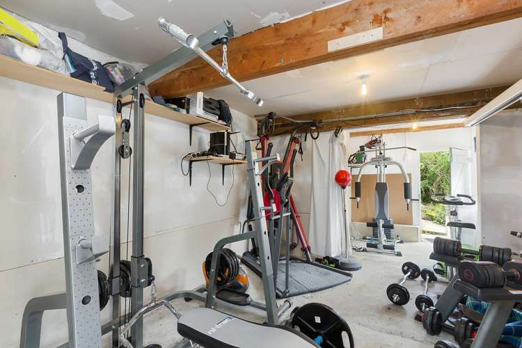 22 Ryehill Street Calton Hill_12