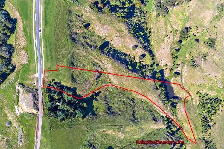 38 Michael Bosher Way Flat Bush_3