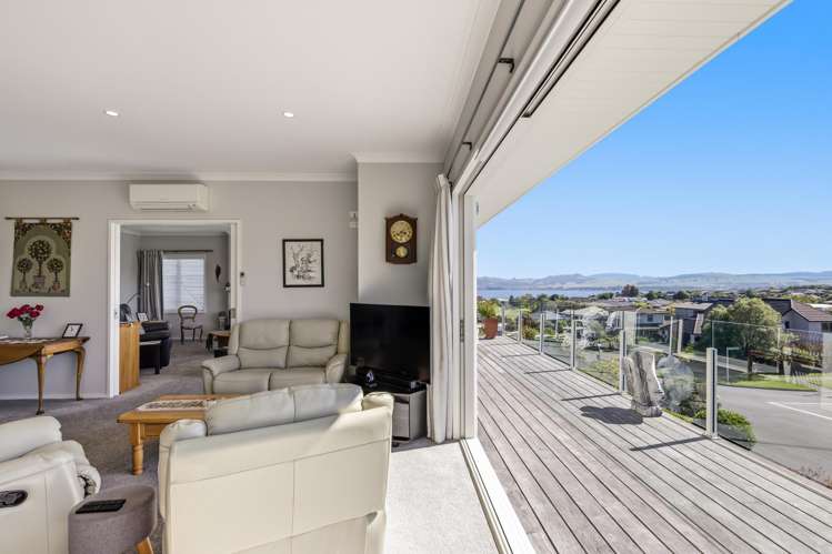 16 Botanical Heights Drive Waipahihi_19