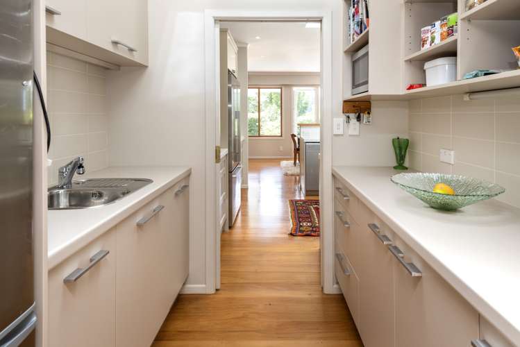 62 Parkhill Road Mellons Bay_9