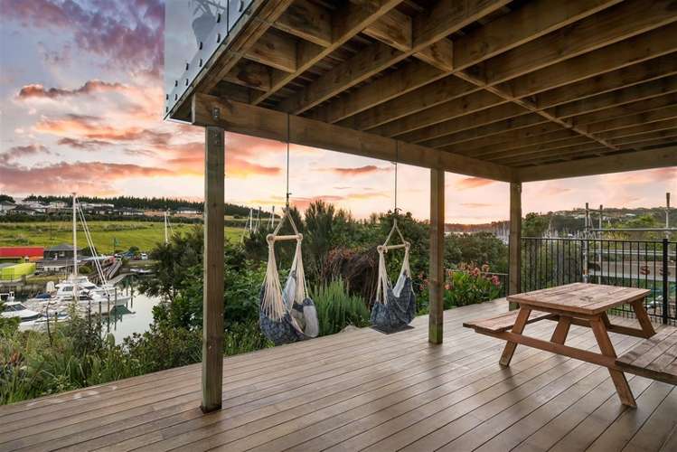 94 Voyager Drive Gulf Harbour_16