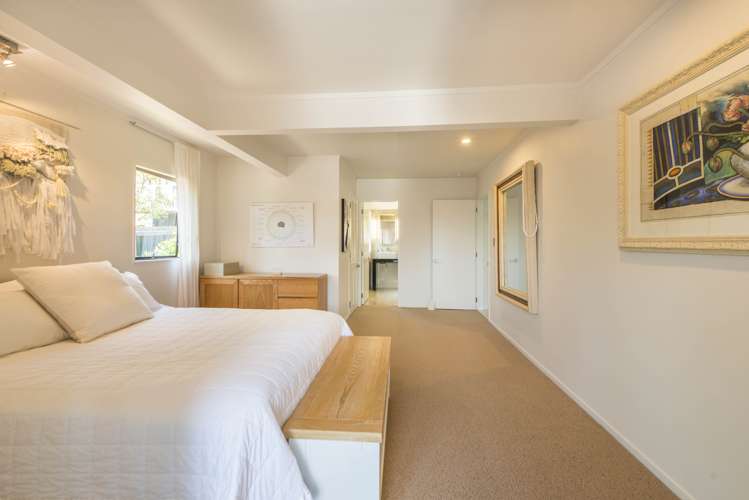 32a Penzance Road Mairangi Bay_11