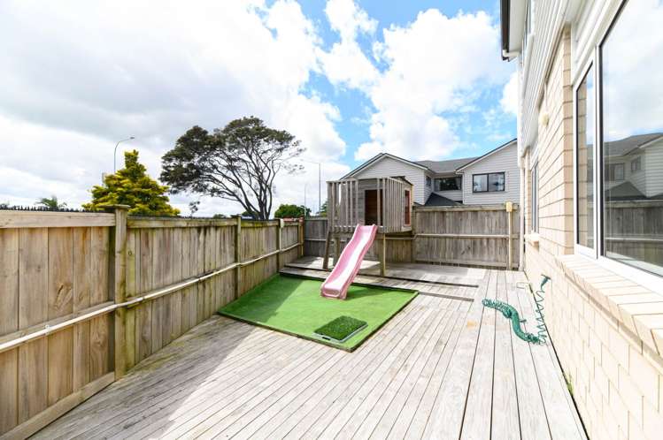 41 Bordeaux Parade Te Atatu South_15