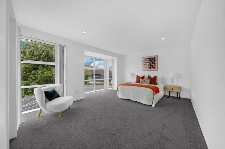4 Phar Lap Crescent Takanini_17