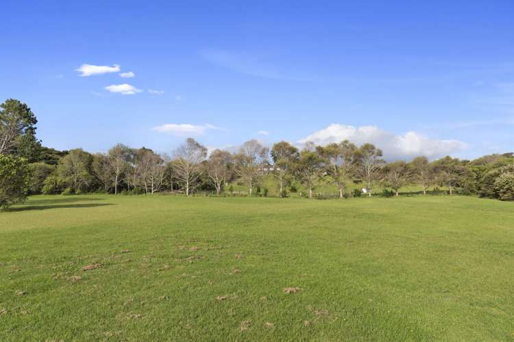 60 James Paige Lane Riverhead_16