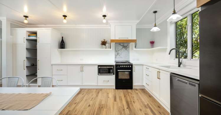 15 Kirk Street Renwick_13