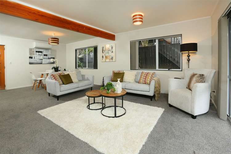 2/37 Rhinevale Close Henderson_18