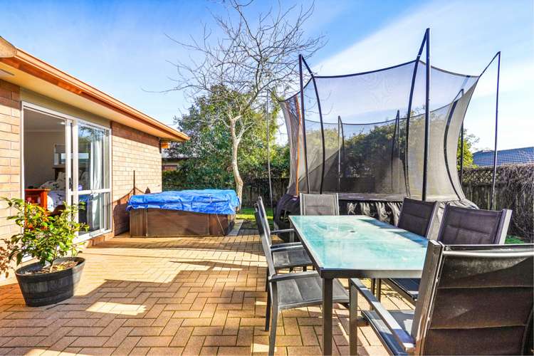 183 Old Farm Road Hamilton East_10