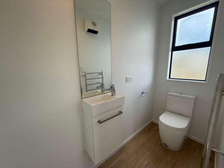 93 Manakura St Russley_6