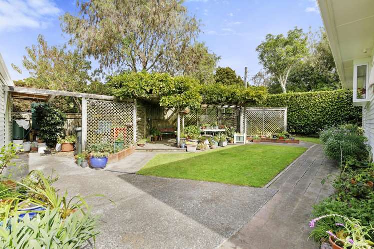 32 Pempsey Street Silverstream_21